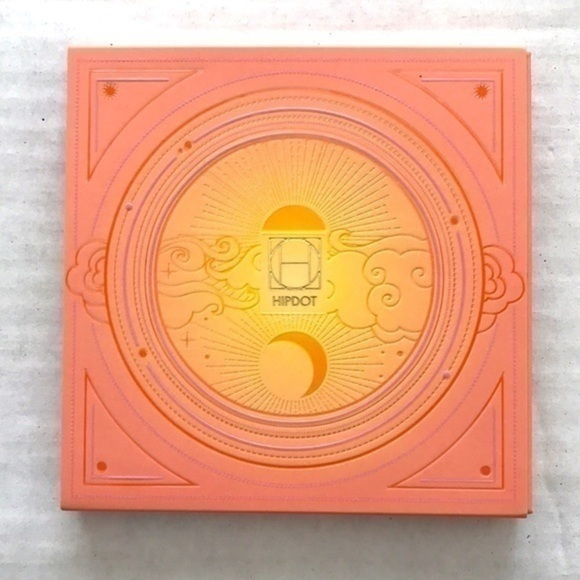 HIPDOT Sun Goddess 4 Shade Face Palette - Picture 2 of 3